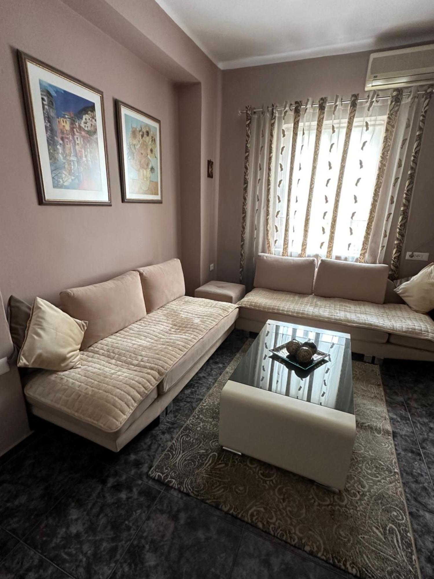 Midtown Cozy Apartment Tirana Buitenkant foto